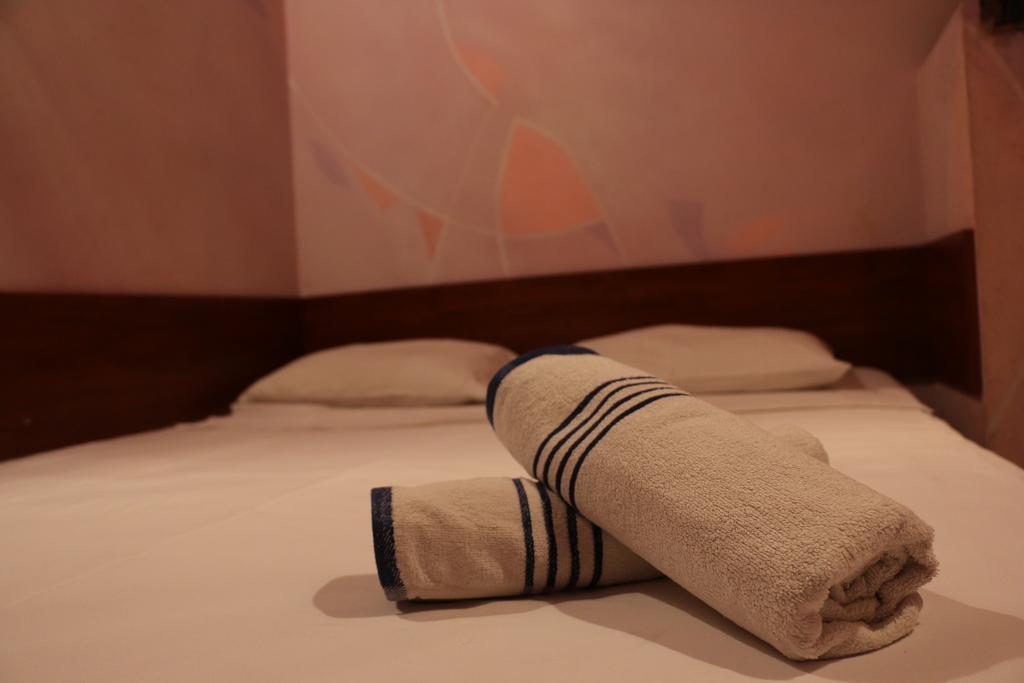Motel Acapulco Jereván Kültér fotó
