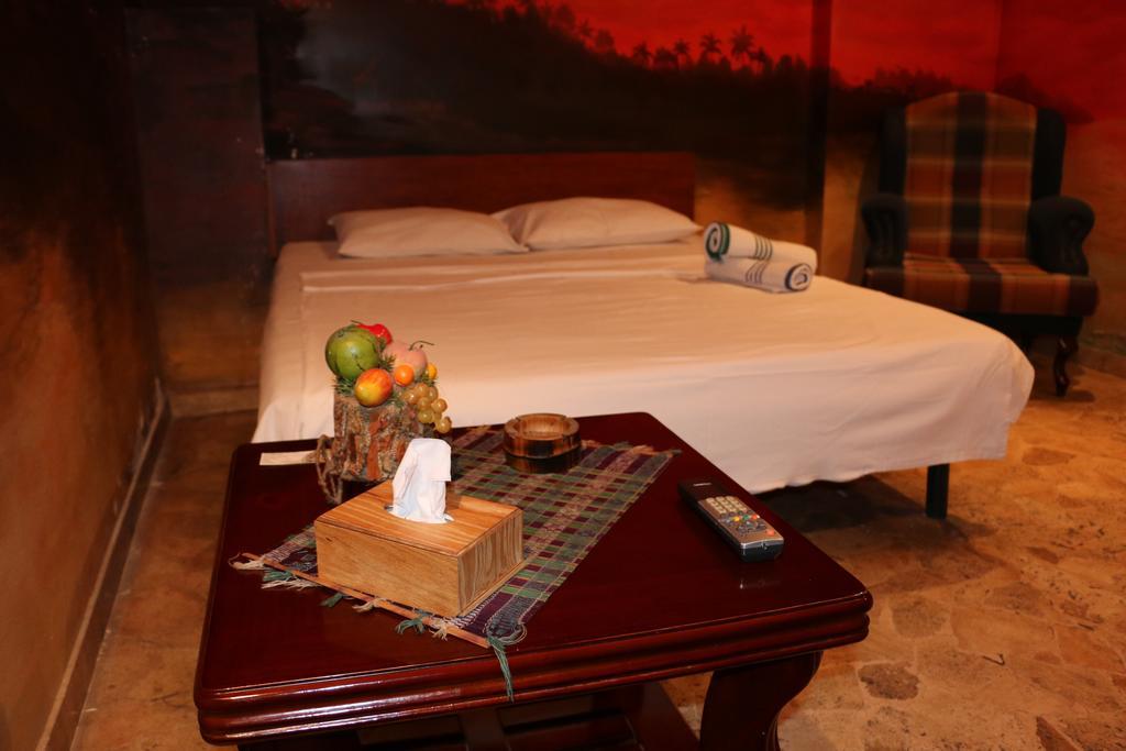 Motel Acapulco Jereván Kültér fotó